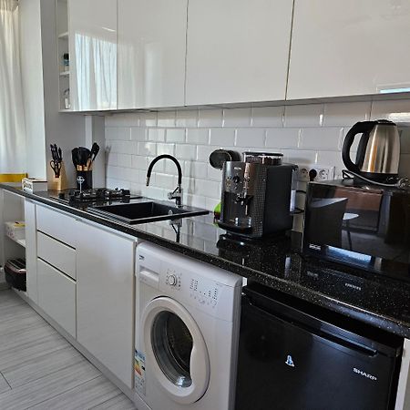 Apartament Dem Radulescu Langa Strand Râmnicu Vâlcea Zewnętrze zdjęcie