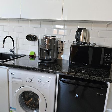 Apartament Dem Radulescu Langa Strand Râmnicu Vâlcea Zewnętrze zdjęcie