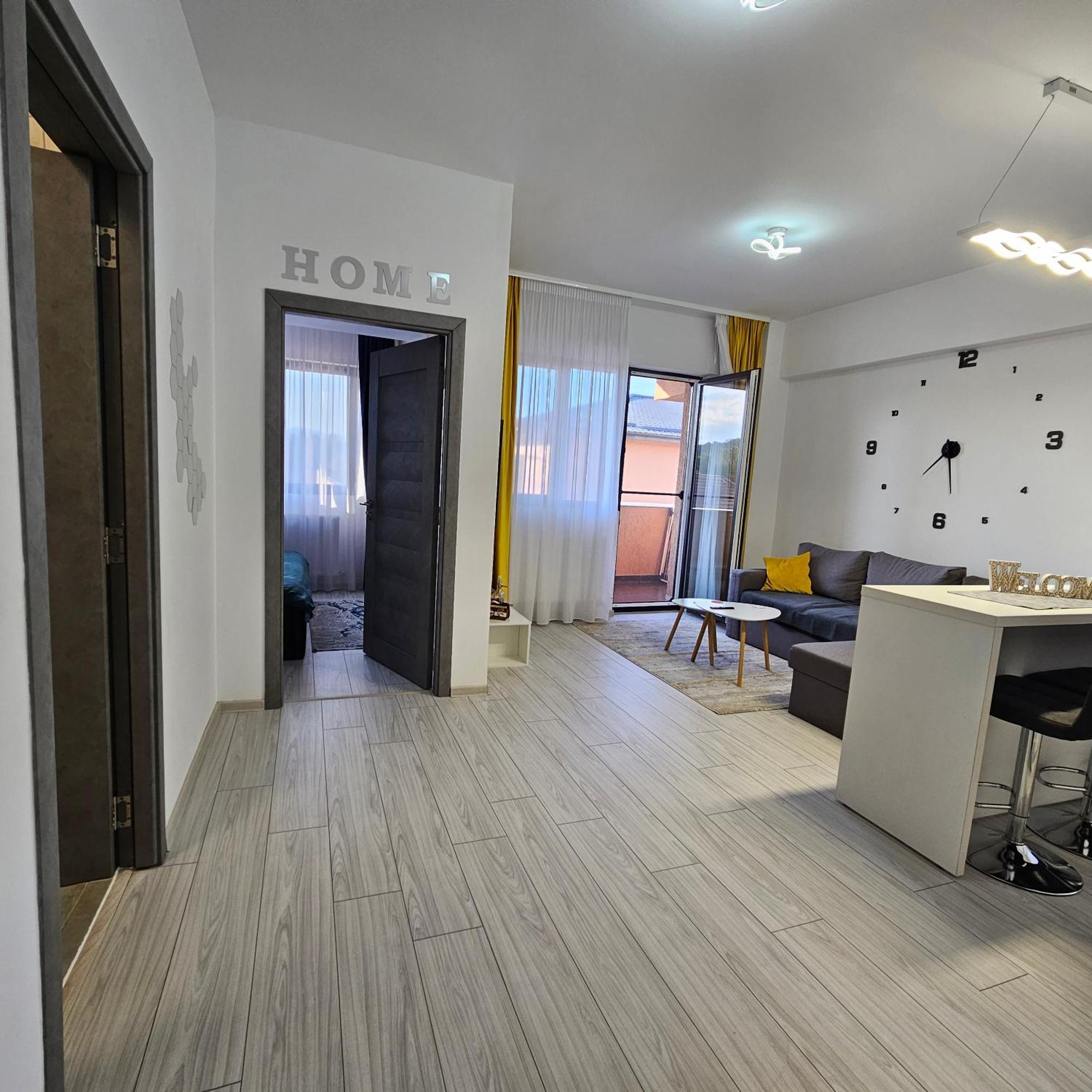 Apartament Dem Radulescu Langa Strand Râmnicu Vâlcea Zewnętrze zdjęcie