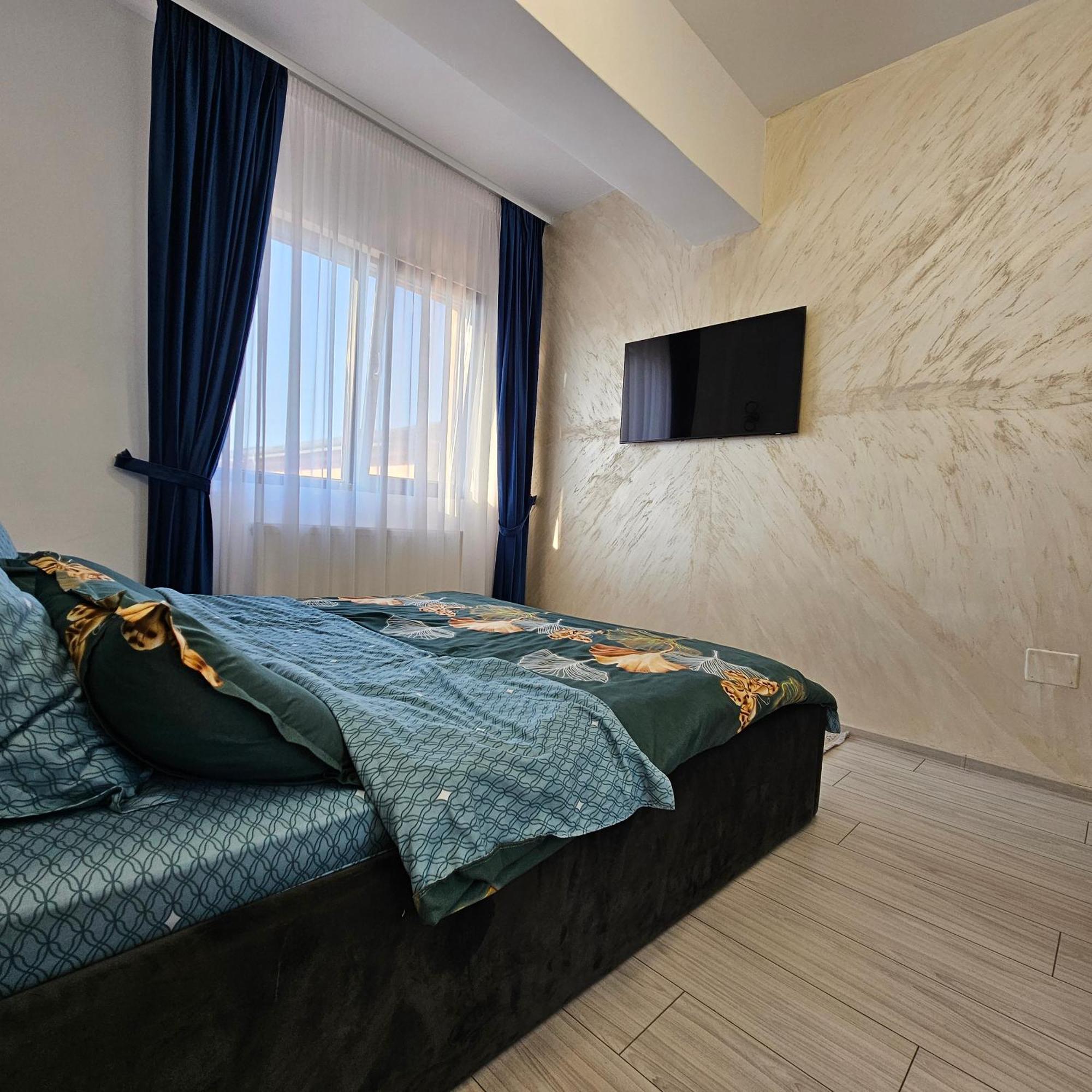 Apartament Dem Radulescu Langa Strand Râmnicu Vâlcea Zewnętrze zdjęcie